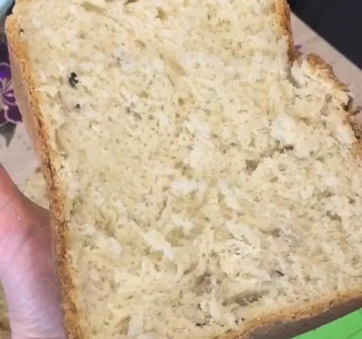 ขนมปังฝรั่งเศสในเครื่องทำขนมปัง Scarlet
