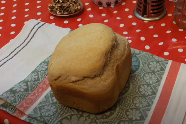 ขนมปังข้าวสาลี-ข้าวไรย์ในเครื่องทำขนมปัง Mulinex