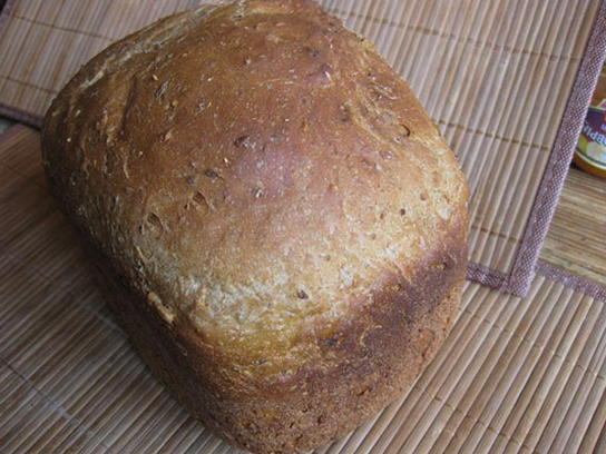 ขนมปังในเครื่องทำขนมปังพานาโซนิค 2502
